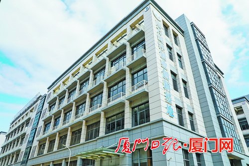 厦门日报：南方海洋创业创新基地：小微企业“摇篮” 蓝色经济“助推器”